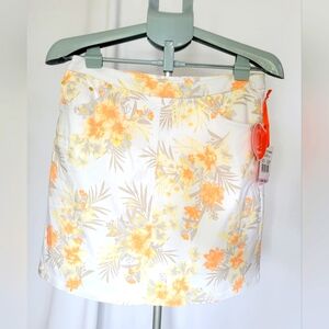 Size 6 Hearts of Palm Skort Floral Print
